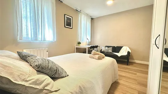 Rooms in Madrid Puente de Vallecas - photo 4