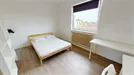Room for rent, Lille, Hauts-de-France, &lt;span class=&quot;blurred street&quot; onclick=&quot;ProcessAdRequest(10525970)&quot;&gt;&lt;span class=&quot;hint&quot;&gt;See streetname&lt;/span&gt;[xxxxxxxxxxxxx]&lt;/span&gt;