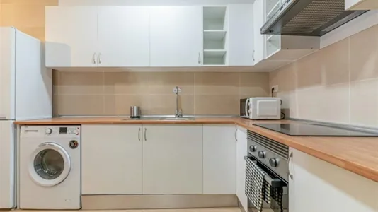 Rooms in Madrid Retiro - photo 4