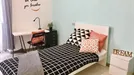 Room for rent, Florence, Toscana, &lt;span class=&quot;blurred street&quot; onclick=&quot;ProcessAdRequest(7737977)&quot;&gt;&lt;span class=&quot;hint&quot;&gt;See streetname&lt;/span&gt;[xxxxxxxxxxxxx]&lt;/span&gt;