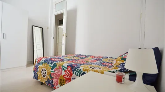 Rooms in Madrid Centro - photo 6