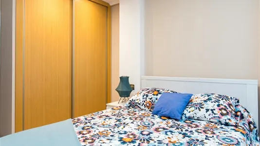 Rooms in Zaragoza - photo 5