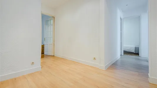 Rooms in Madrid Salamanca - photo 9