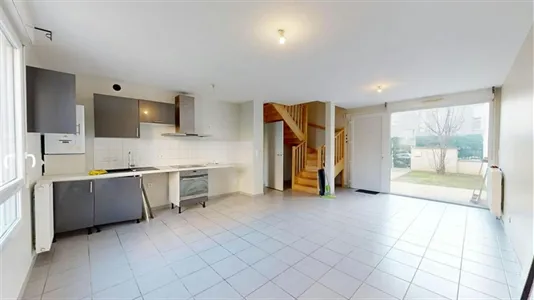 Houses in Tours - photo 1