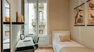 Room for rent, Barcelona Ciutat Vella, Barcelona, &lt;span class=&quot;blurred street&quot; onclick=&quot;ProcessAdRequest(13275136)&quot;&gt;&lt;span class=&quot;hint&quot;&gt;See streetname&lt;/span&gt;[xxxxxxxxxxxxx]&lt;/span&gt;