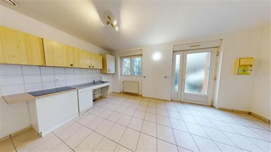 Apartments in Saint-Étienne - photo 2