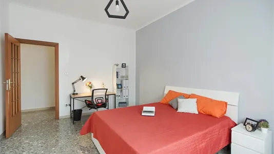 Rooms in Pozzuoli - photo 2