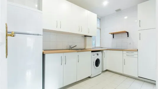 Rooms in Madrid Centro - photo 7