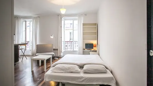 Apartments in Paris 11ème arrondissement - Bastille - photo 7