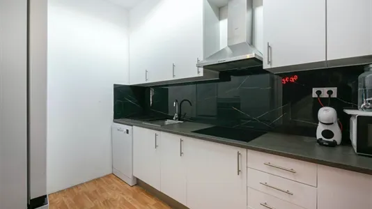 Rooms in Barcelona Gràcia - photo 8