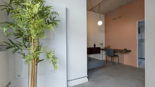 Apartments in Barcelona Ciutat Vella - photo 5