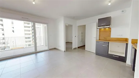 Apartments in Toulouse - photo 8