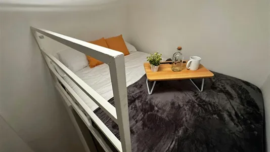 Houses in Madrid Chamberí - photo 4