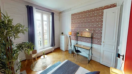 Rooms in Paris 17ème arrondissement - photo 2