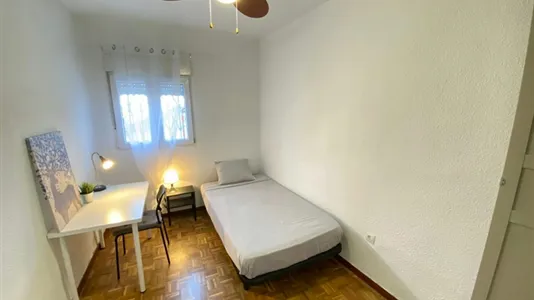 Rooms in Madrid Carabanchel - photo 2