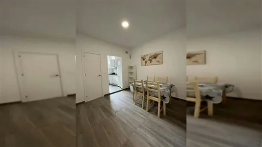 Rooms in Barcelona Sants-Montjuïc - photo 9