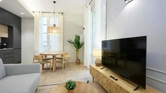 Apartments in Barcelona Ciutat Vella - photo 7