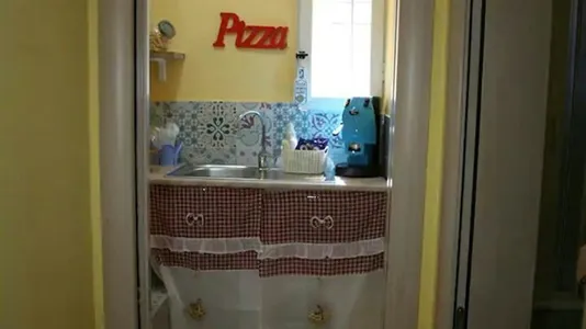 Rooms in Napoli Municipalità 2 - photo 5