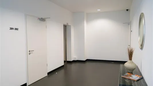 Apartments in Frankfurt Süd - photo 10