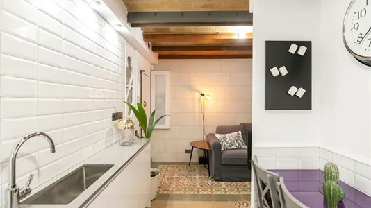 Apartments in Barcelona Eixample - photo 8