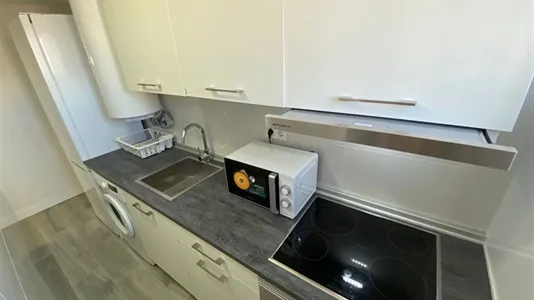 Rooms in Madrid Hortaleza - photo 7