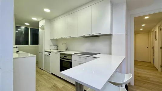 Rooms in Barcelona Nou Barris - photo 10