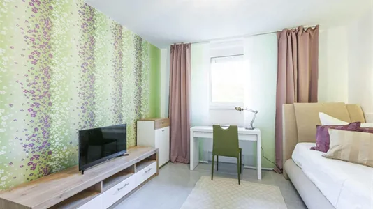 Rooms in Berlin Treptow-Köpenick - photo 2