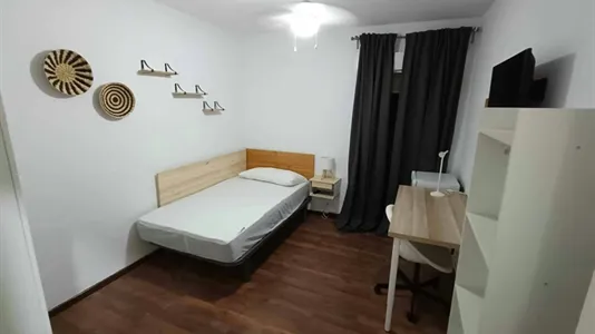 Rooms in Alcalá de Henares - photo 9