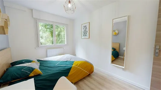 Rooms in Lyon - photo 2