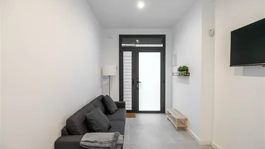 Apartments in Cornellà de Llobregat - photo 5