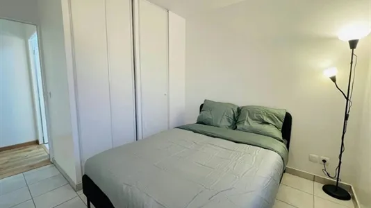 Apartments in L'Haÿ-les-Roses - photo 3