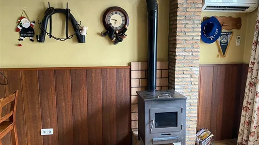 Houses in Mairena del Aljarafe - photo 7