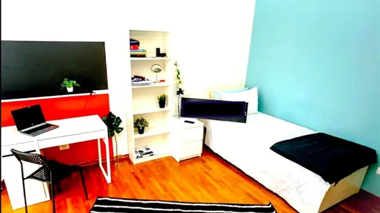 Rooms in Milano Zona 5 - Vigentino, Chiaravalle, Gratosoglio - photo 2