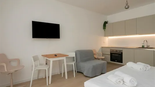 Apartments in Milano Zona 6 - Barona, Lorenteggio - photo 8