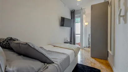 Room for rent in Madrid Retiro, Madrid