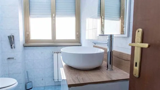 Rooms in Roma Municipio XI – Arvalia/Portuense - photo 10