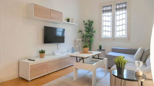 Rooms in Madrid Chamberí - photo 4