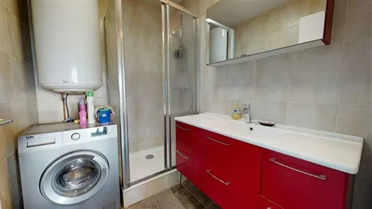 Rooms in Lyon - photo 9