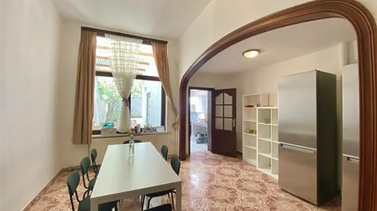 Rooms in Brussels Schaarbeek - photo 4