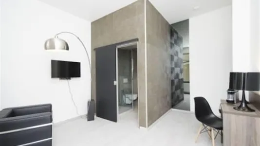 Rooms in Brussels Etterbeek - photo 4