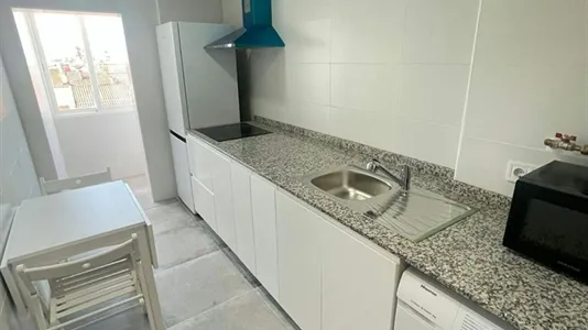 Rooms in Zaragoza - photo 2