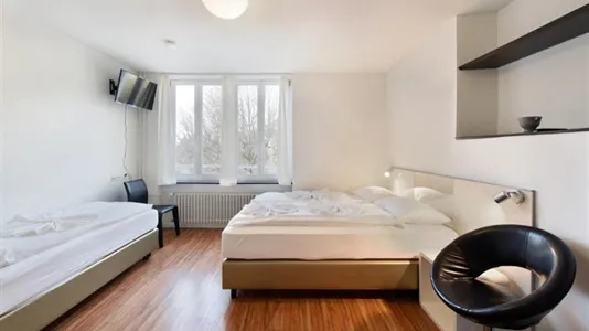Apartments in Zürich Distrikt 7 - photo 4