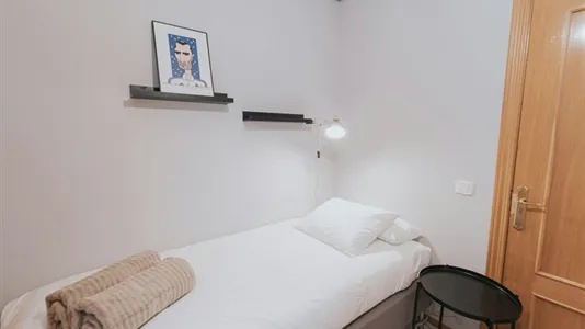 Rooms in Madrid Centro - photo 3