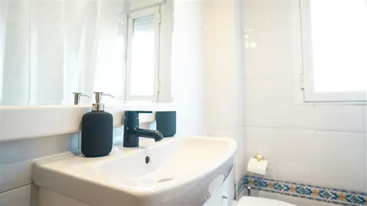 Rooms in Madrid Chamartín - photo 7