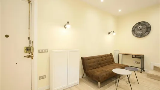 Apartments in Madrid Chamberí - photo 3