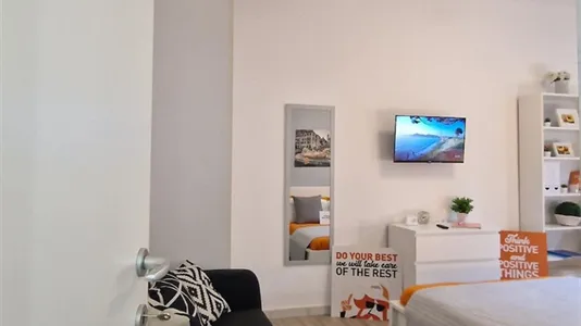 Rooms in Roma Municipio I – Centro Storico - photo 7