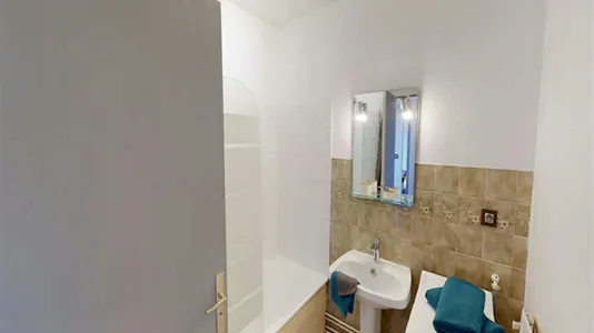 Rooms in Lyon - photo 10