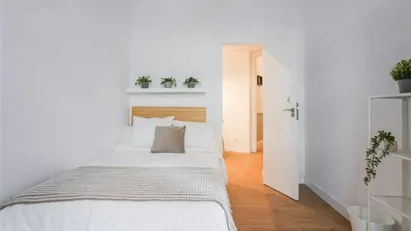 Room for rent in Madrid Moncloa-Aravaca, Madrid