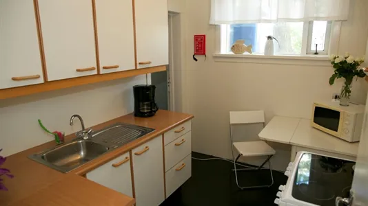 Rooms in Reykjavík Hlíðar - photo 3