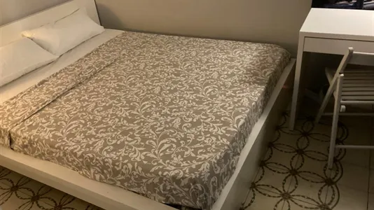 Rooms in Barcelona Eixample - photo 5